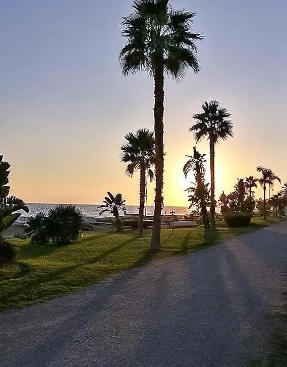 Preciosa Casa Junto Al Mar Villa Malaga